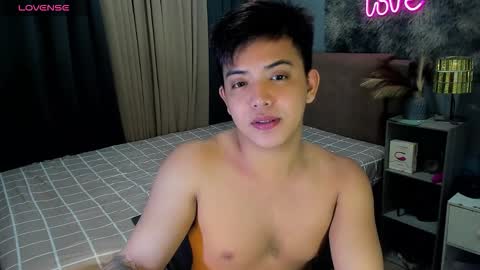 Snapshot of yourasian_bradley chatting on 4, 2, 2026 yourasian_bradley online show from 4, 2, 2026