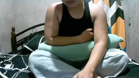 yourasian_lover29 online show from 24, 4, 2026