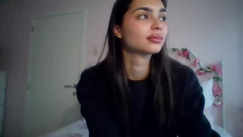 yourbella37 online show from 14, 5, 2026