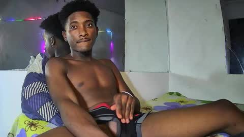 Yourdaddy2005 online show from 22, 2, 2026