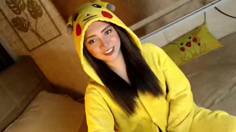 JEN  online show from 19, 12, 2025