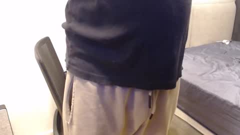 hornyedging online show from 17, 4, 2026