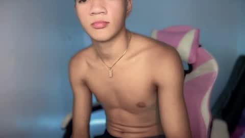 Snapshot of yourdreamboy_nash chatting on 15, 7, 2026 NASH online show from 15, 7, 2026