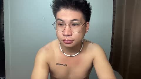 yourfantasyyy_ online show from 4, 3, 2025