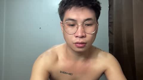 yourfantasyyy_ online show from 7, 3, 2025