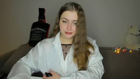 Snapshot of yourgem__ chatting on 6, 1, 2025 yourgem__ online show from 6, 1, 2025