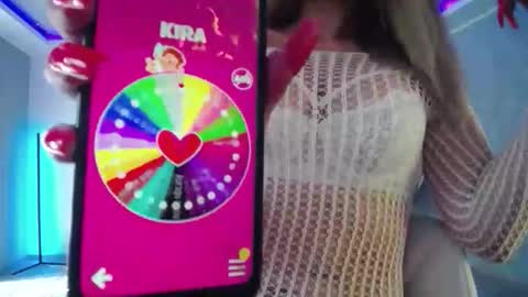 Snapshot of yourgf69 chatting on 14, 9, 2025 call meKira online show from 14, 9, 2025