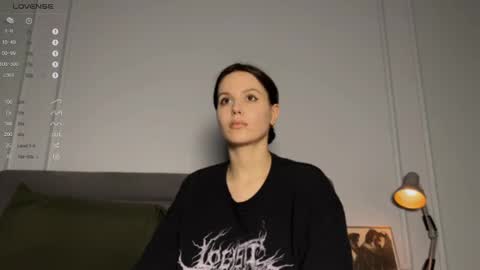 Snapshot of yourher0in chatting on 21, 2, 2025 Aida online show from 21, 2, 2025