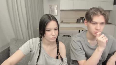 Snapshot of yourher0in chatting on 21, 10, 2025 Aida online show from 21, 10, 2025