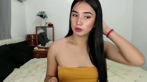 Snapshot of yourhottinglatisha chatting on 4, 3, 2026 trisha online show from 4, 3, 2026