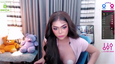 Snapshot of yourloveable chatting on 8, 10, 2025 CHARLOTTE online show from 8, 10, 2025