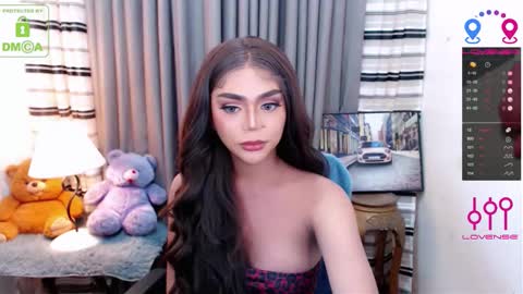 Snapshot of yourloveable chatting on 15, 10, 2025 CHARLOTTE online show from 15, 10, 2025