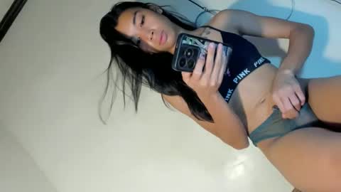 yourlycaezzamae69 online show from 2, 6, 2026