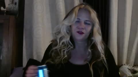 Snapshot of yourmomma999 chatting on 26, 1, 2025 yourmomma999 online show from 26, 1, 2025