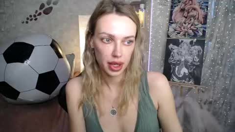 Snapshot of yournickyadamidi chatting on 13, 6, 2026 Nicky online show from 13, 6, 2026