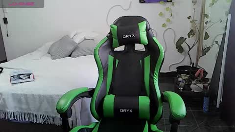 Snapshot of yourownerserena chatting on 6, 2, 2026 Serena online show from 6, 2, 2026