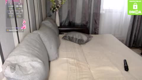 Snapshot of yourplanetoflove chatting on 31, 10, 2025 matypleazure online show from 31, 10, 2025