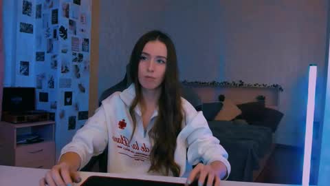 Snapshot of yourrdanceteacher chatting on 28, 10, 2025 Eva online show from 28, 10, 2025