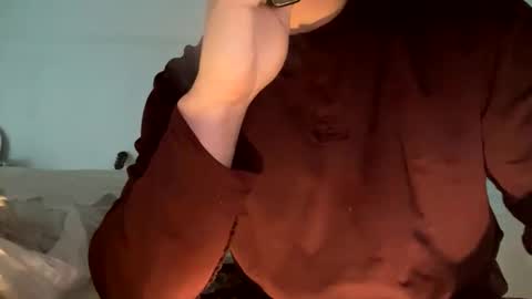 yours731783 online show from 23, 11, 2025