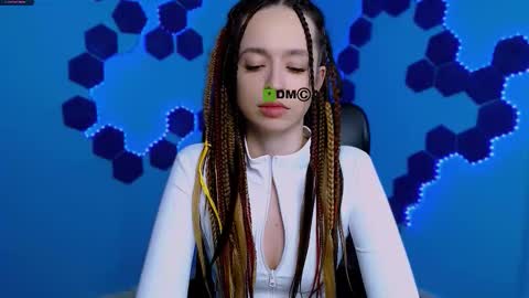 yours_sunny online show from 30, 11, 2025