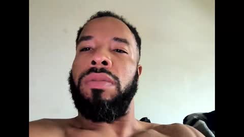 Snapshot of yoursexydaddy79 chatting on 13, 10, 2025 mother fucker online show from 13, 10, 2025