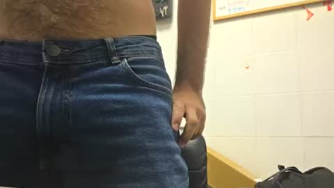 yourslave996 online show from 5, 7, 2026