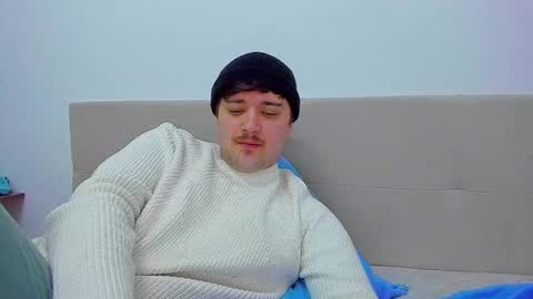 Snapshot of yourtotoro chatting on 16, 12, 2024 Mike online show from 16, 12, 2024