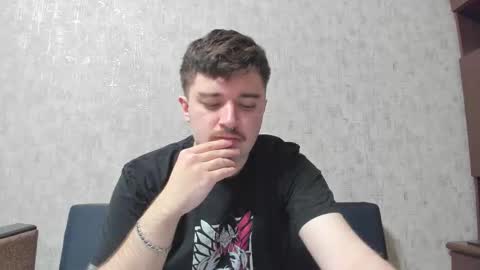 Snapshot of yourtotoro chatting on 12, 11, 2025 Mike online show from 12, 11, 2025