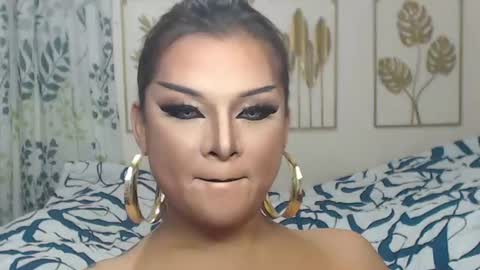 Snapshot of yourtrannyqueenxxx chatting on 24, 6, 2026 Anastacia Grey online show from 24, 6, 2026
