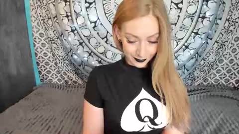 YourVenus00 -Follow my OF online show from 13, 6, 2026