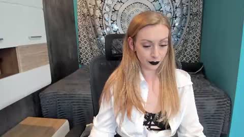 YourVenus00 -Follow my OF online show from 7, 7, 2026