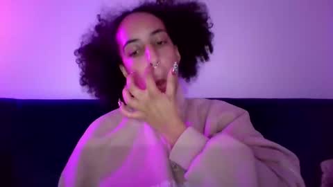 Snapshot of youwishtobeme chatting on 11, 12, 2024 elizabeth ju online show from 11, 12, 2024