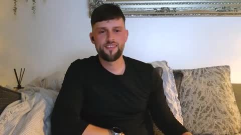 youzername2 online show from 14, 12, 2025