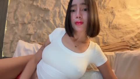 Snapshot of yowginethegreat chatting on 11, 7, 2026 YowgineTheGreat online show from 11, 7, 2026