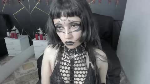 Snapshot of yueeclipsa chatting on 27, 10, 2025 Yue Eclipsa online show from 27, 10, 2025