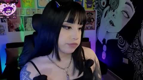 Snapshot of yuhwa chatting on 7, 10, 2025    rawr   Anne Independent model      online show from 7, 10, 2025