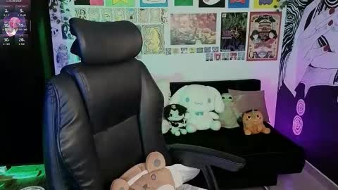    rawr   Anne Independent model      online show from 18, 1, 2026