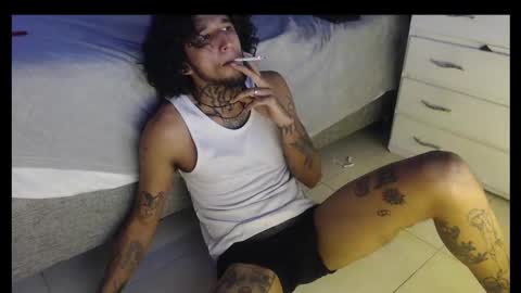 Snapshot of yuki_mil chatting on 8, 11, 2025 yuki_mil online show from 8, 11, 2025