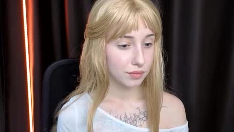 Snapshot of yukimisa chatting on 16, 12, 2025 Misa online show from 16, 12, 2025