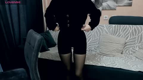 YukiShine online show from 12, 4, 2026