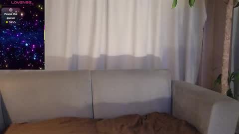 yuliethpetite online show from 9, 2, 2026