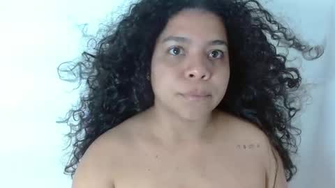 Yuli and SaraIndependent model online show from 15, 1, 2025