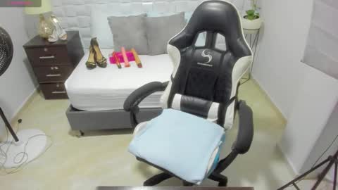 Y U L I T Z A online show from 6, 11, 2025