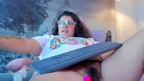 Snapshot of yumandsay chatting on 26, 9, 2025 Snowflake online show from 26, 9, 2025