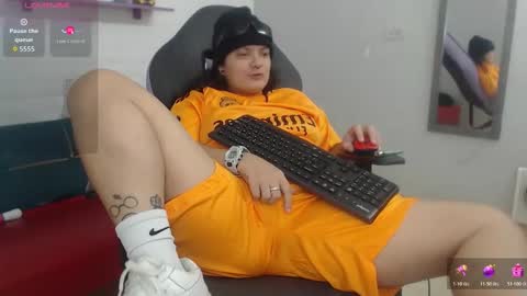 Snapshot of yumandsay chatting on 10, 1, 2026 Snowflake online show from 10, 1, 2026