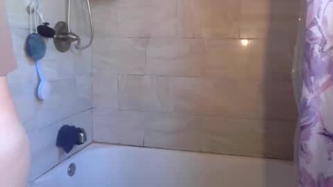 Snapshot of yumiepussyy chatting on 10, 6, 2026 Payton kelly online show from 10, 6, 2026