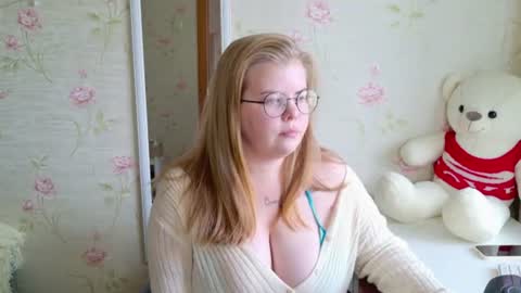 Polly online show from 15, 6, 2026