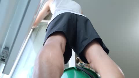 Snapshot of yummyalexxx chatting on 28, 11, 2025 Alex online show from 28, 11, 2025