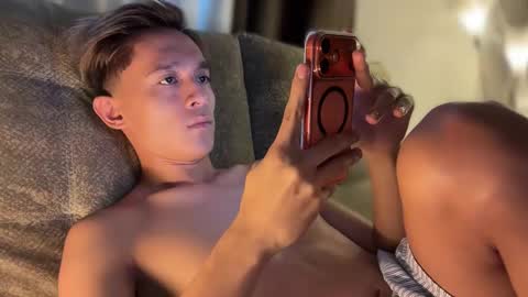 Snapshot of yummyjustine07 chatting on 19, 1, 2026 Justine online show from 19, 1, 2026