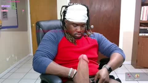 Snapshot of yungbbcbro chatting on 5, 1, 2025 Octavian online show from 5, 1, 2025